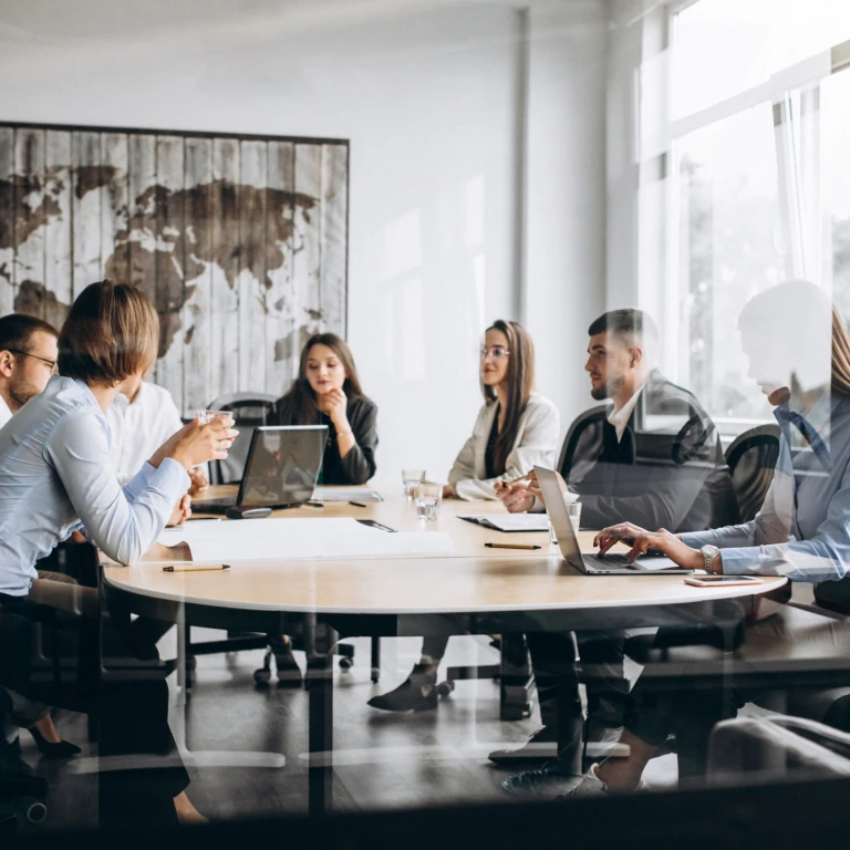 Maîtriser la prospection commerciale en 2025 : Guide complet pour optimiser vos ventes